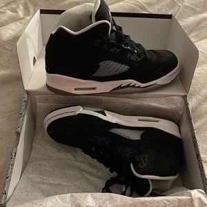 **Jordan Retro 5** 5.5 big kids